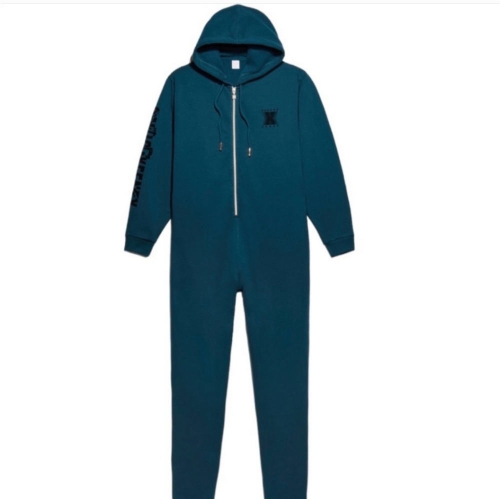 Savage×Fenty hooded onesie